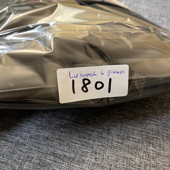 Lululemon Stretch High Rise Jogger Pants - Women's Size 6 - Green - Picture 10 of 10